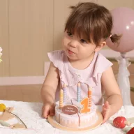 Viga PolarB fa születésnapi torta - szeletelhető