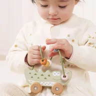 Viga PolarB montessori tologatós krokodil golyóvezetővel