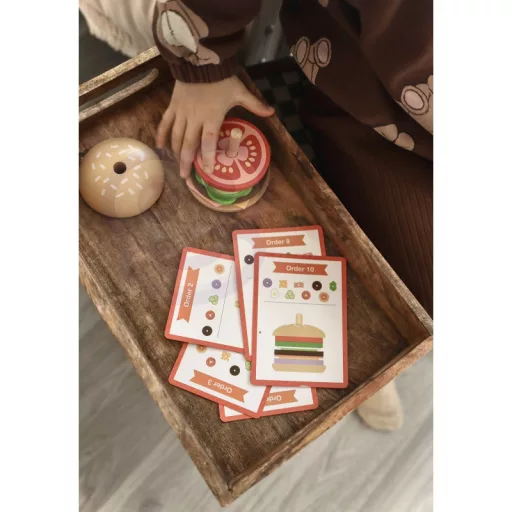 JátékWoopie montesszori hamburger feladatkártyákkal