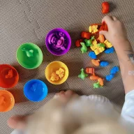 Woopie montessori csipeszelős játék - 64 db-os fejlesztő