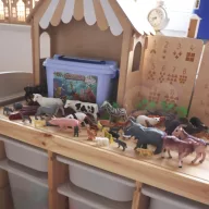   Woopie 58 db-os dinoszauruszfigura készlet - tárolódobozban