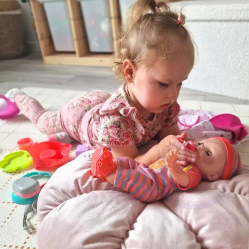 Woopie első játékbabám készlet 19 kiegészítővel