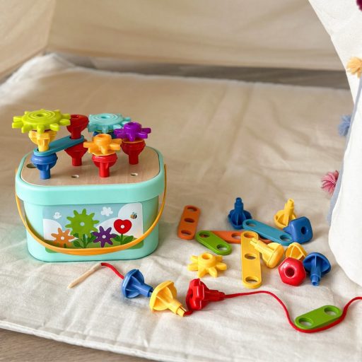 Woopie 12 az 1-ben Montessori motoros készségfejlesztő doboz