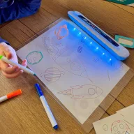   Woopie 3D hatású rajztábla – LED háttérvilágítással és 3D szemüveggel