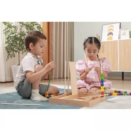 JátékViga montesszori fűzőcske játék