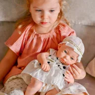 Woopie Royal élethű játékbaba - 38 cm