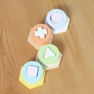   Classic World montessori toronyépítő és formaválogató játék