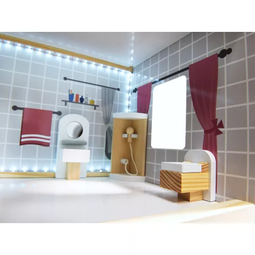 Lantoska fa babaház bútorokkal és LED világítással – 78 cm magas, 3 szintes, teraszos