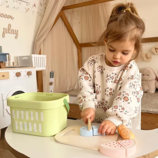 JátékTooky Toy fa szeletelhető ételek– 31 db-os készlet 