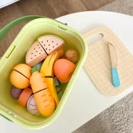 JátékTooky Toy fa szeletelhető ételek– 31 db-os készlet 
