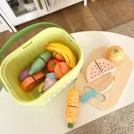 JátékTooky Toy fa szeletelhető ételek– 31 db-os készlet 