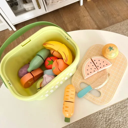 JátékTooky Toy fa szeletelhető ételek– 31 db-os készlet 