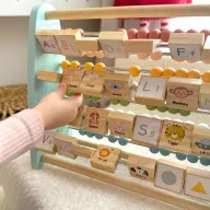Tooky Toy tanuljunk angolul! kétoldalas abakusz képekkel