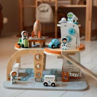 Tooky Toy fa parkolóház kiegészítőkkel