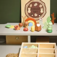   Tooky Toy 40 db-os fa erdei építőkészlet - tárolódobozzal és krétatáblával