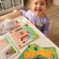 Tooky Toy tűzős puzzle készlet