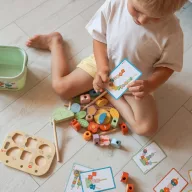 Tooky Toy 5 az 1-ben montessori oktatódoboz