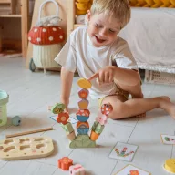 Tooky Toy 5 az 1-ben montessori oktatódoboz