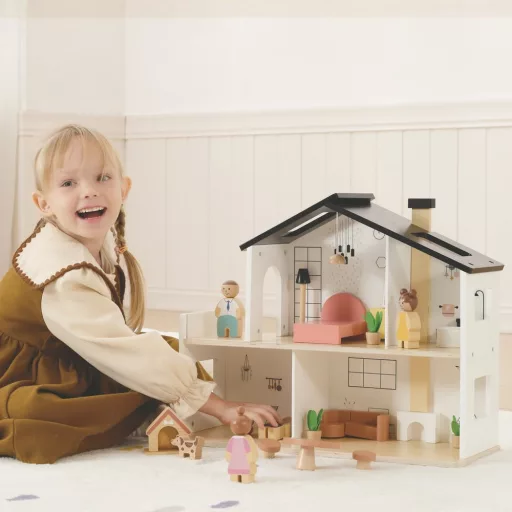 Tooky Toy fa babaház 20 db kiegészítővel és babacsaláddal 